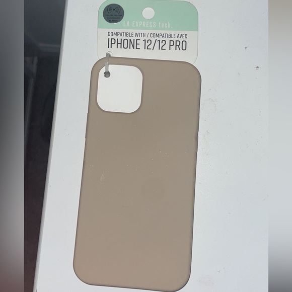 💕3 FOR $15💕 IPHONE 12/12 PRO BROWN PHONE CASE - Picture 1 of 7